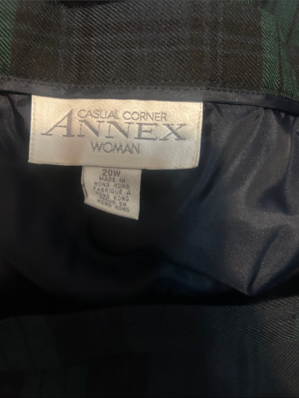 Casual Corner Annex Classic Blackwatch Plaid Pencil Skirt - Green and Navy - Picture 2 of 8